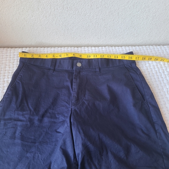 Fabletics High Side Chino Shorts Men's Size M - Picture 11 of 13